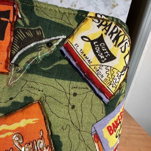 Island Patchwork Bag Wooden Handle Purse - Picture 5 of 12